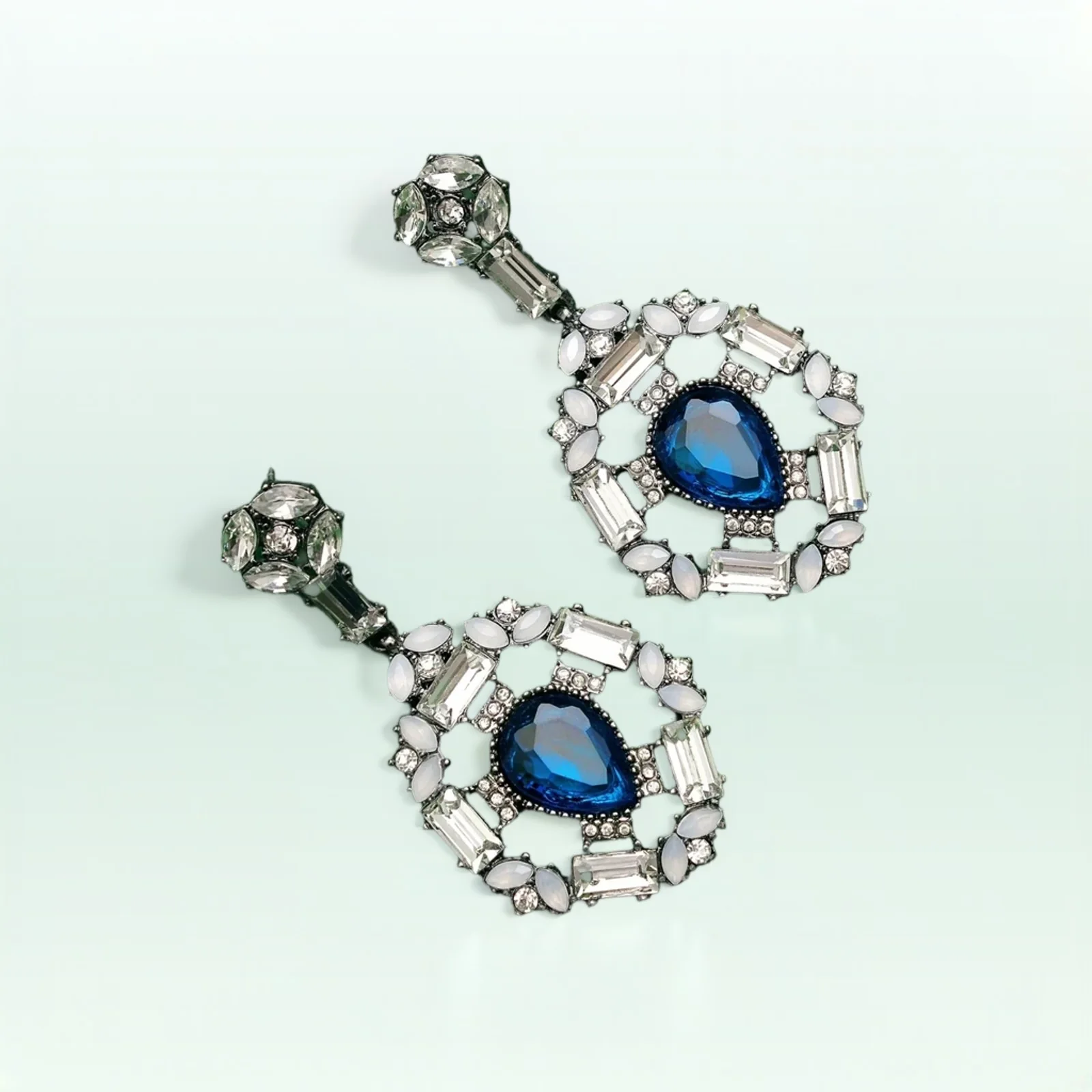 Jasper Packshot Compositing API output for Fine jewelry - tiny edge detail